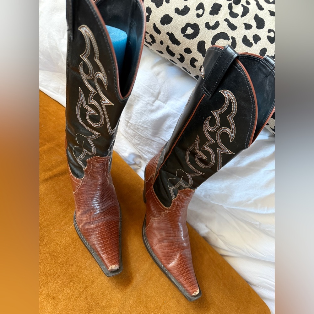 Maraylya Cowboy Boots. Size 9. Leather w embossed croc  Damage on toes of boots